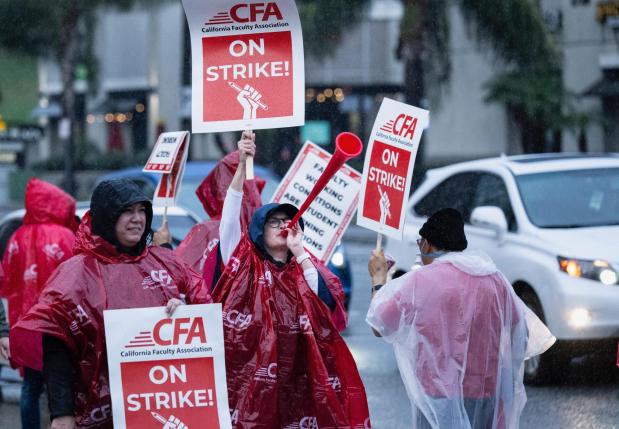 California Faculty Association members strike at Cal State, Fullerton on Monday, Jan. 22, 2024. The union represents 29,000 faculty members across the 23-campus CSU system. (Paul Bersebach, Orange County Register/SCNG)